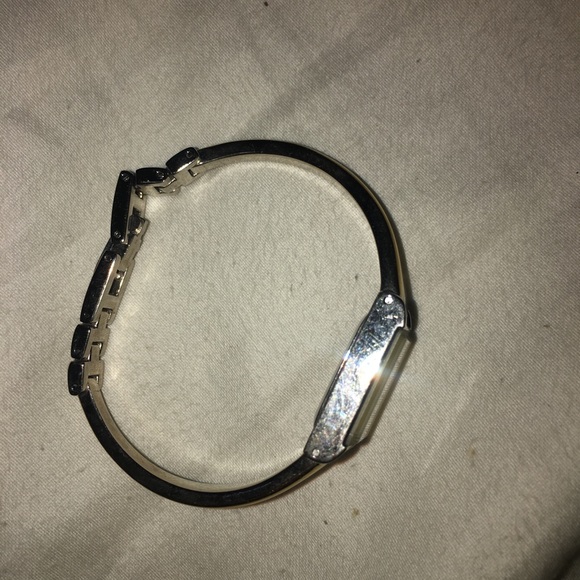 Watch - Picture 2 of 3